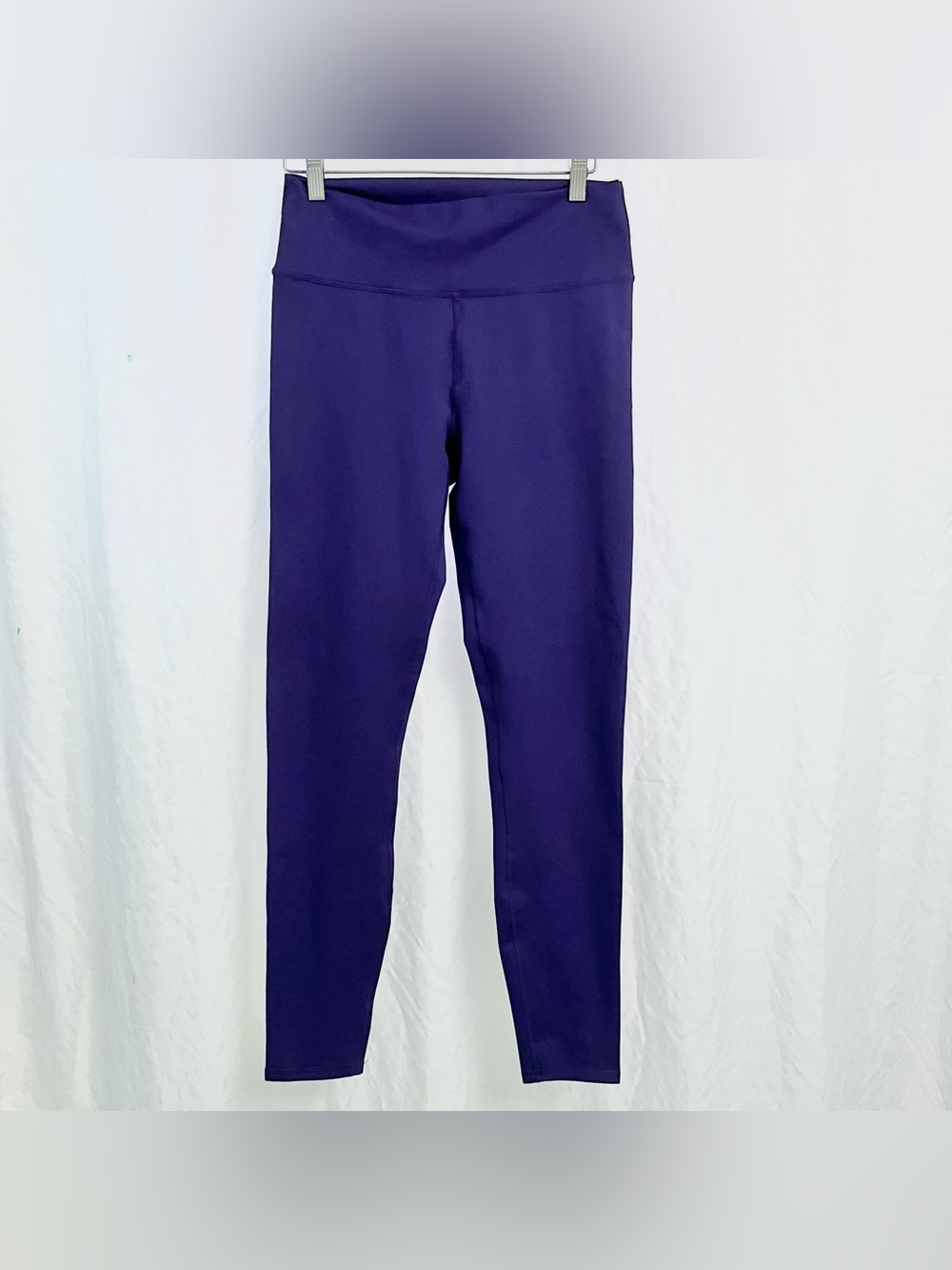 FABLETICS | LARGE DEEP PURPLE VIOLET LEGGINGS ACTIVEWEAR